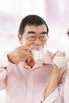 IDP Chuyên Bán Sữa Bột Dành Cho Người Cao Tuổi Tại TPHCM Uy Tín 