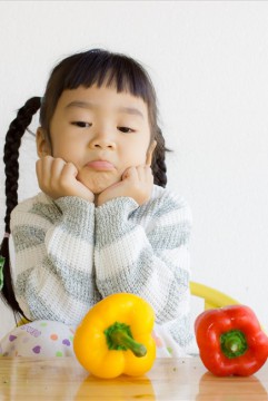 Những vấn đề mẹ cần quan tâm khi trẻ suy dinh dưỡng thấp còi